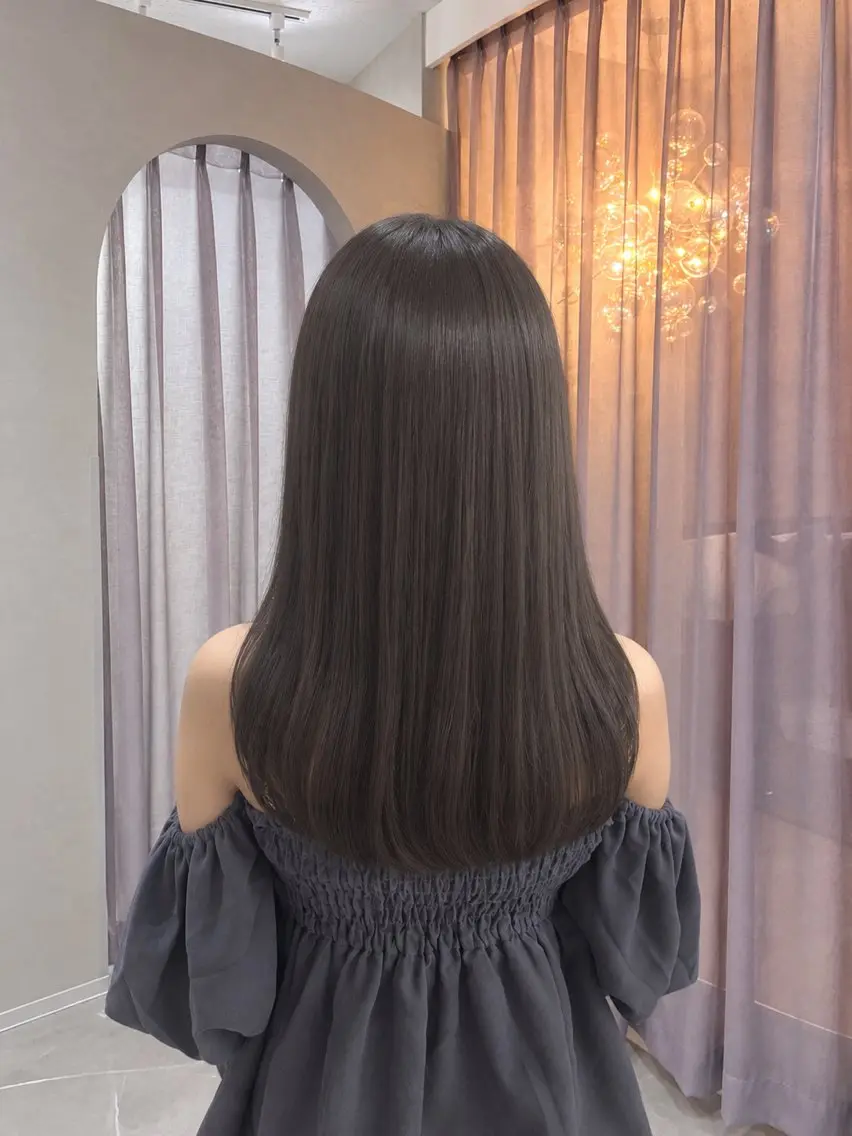 ロング カット ヘアカラー みほ/オリーブ/ 透明感カラー/大宮のヘアスタイル