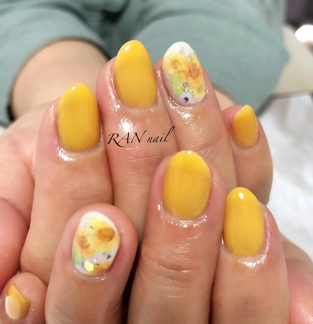 ネイル アートネイル フラワーネイル フットネイル オフィスネイル ワンカラーネイル ハンドネイル フットネイル RAN nailのネイルデザイン