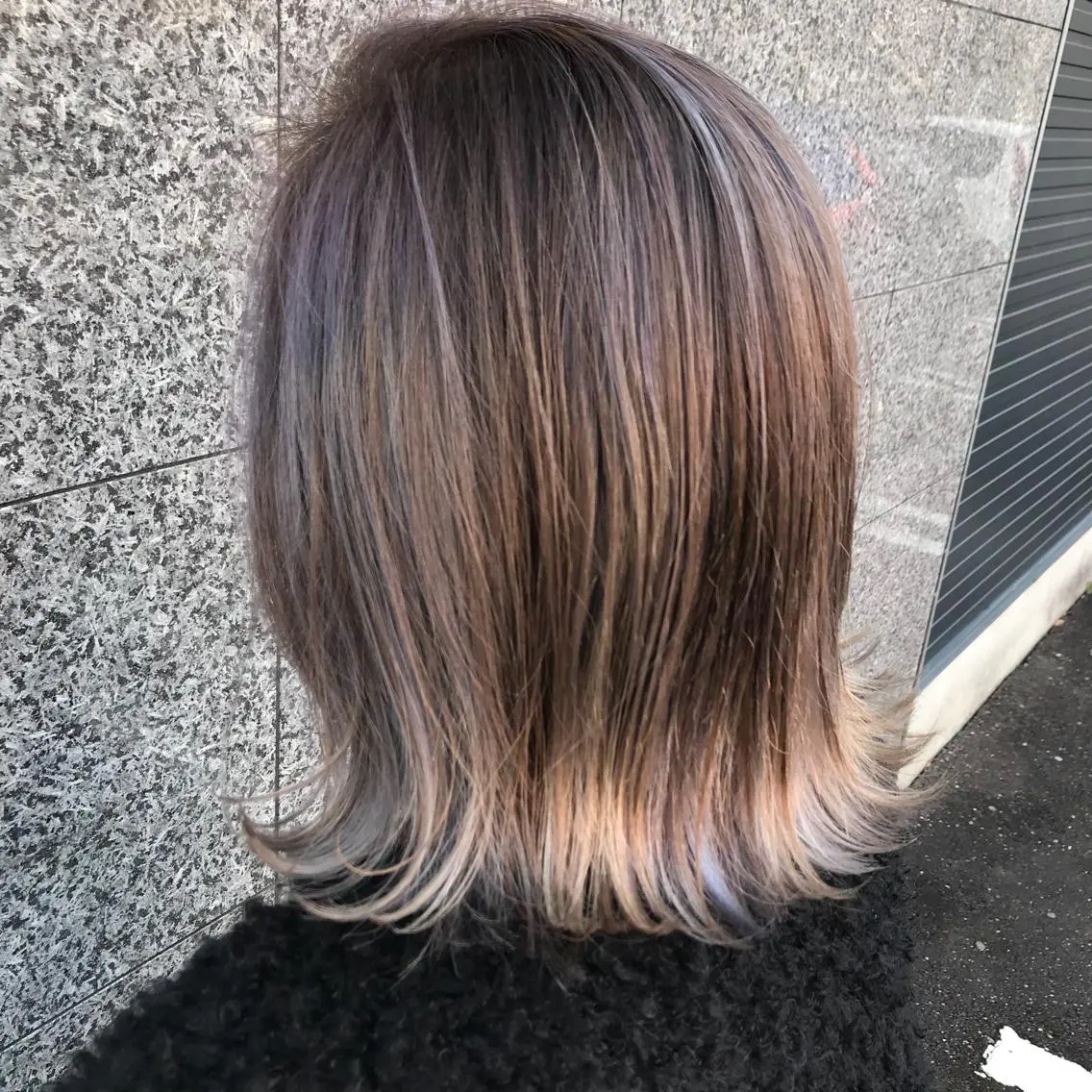 ショート カラー グレージュ ラベンダーカラー ラベンダーグレージュ ラベンダーグレー カット ヘアカラー Oopsレイヤー 加藤澄都のヘアスタイル