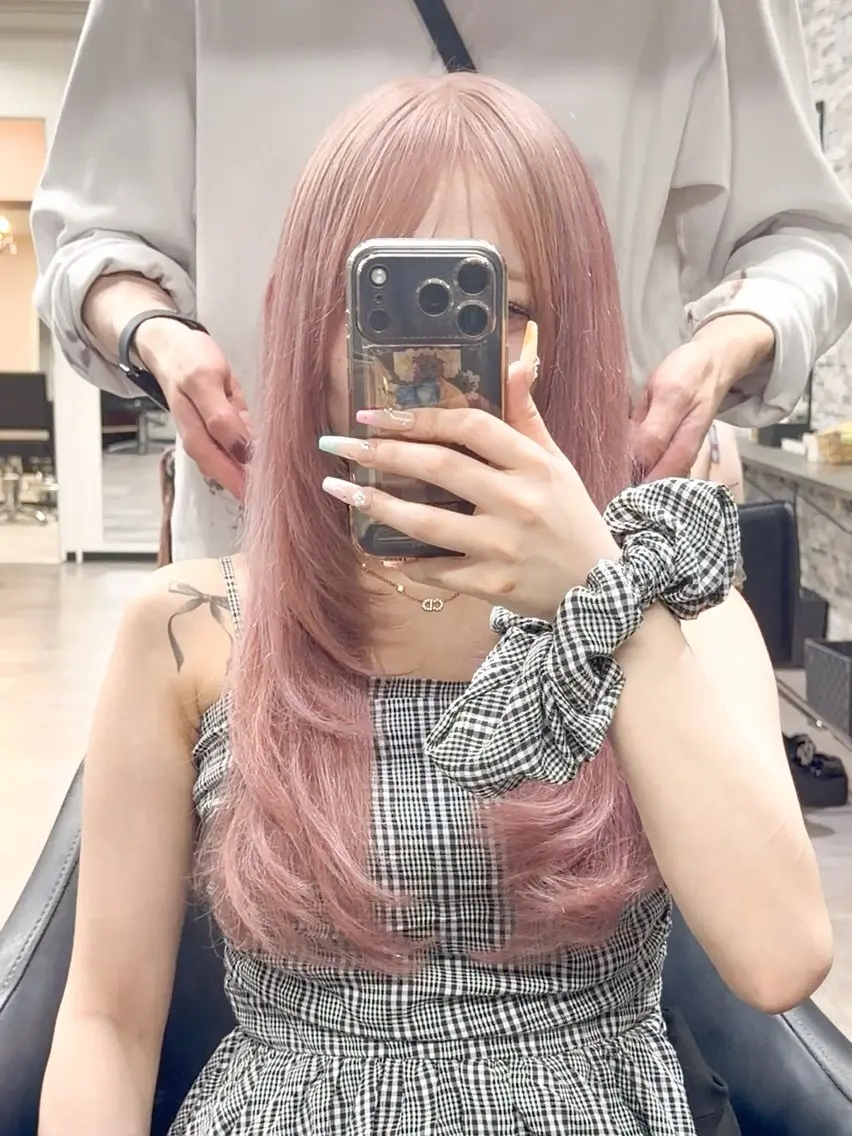 ロング カラー カット ヘアカラー トリートメント エクステ ハイトーンエクステ 🎩カズキ🎩のヘアスタイル