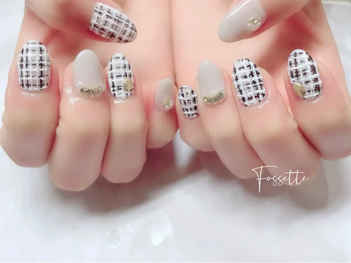ネイル ワンカラーネイル ストーンネイル ツイードネイル 冬ネイル ハンドネイル nailsalon Fossetteのネイルデザイン