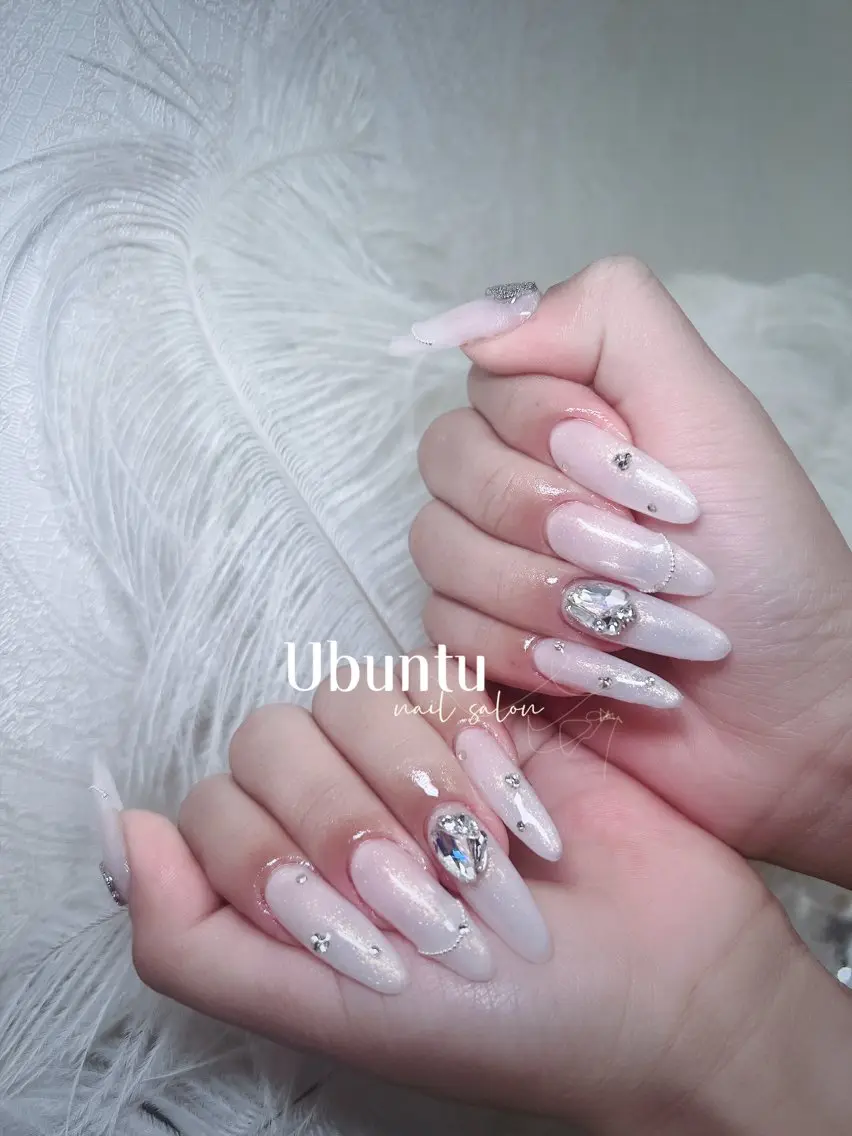 ネイル ハンドネイル Ubuntu🎀 ネイルサロン✨のネイルデザイン