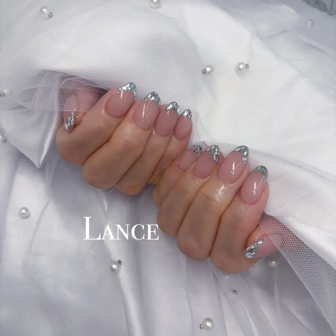 ネイル オーロラネイル フットネイル フレンチネイル ガラスフレンチ 氷ネイル・うるうるネイル ハンドネイル Lance nailのネイルデザイン