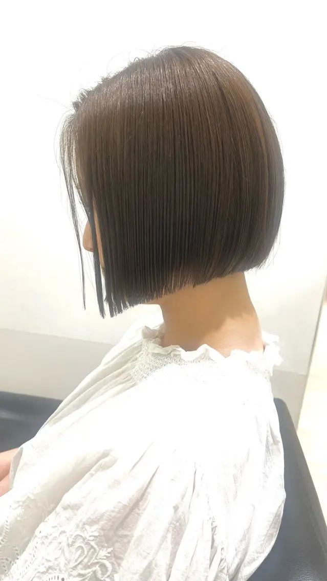 ショート カラー 切りっぱなしボブ 透明感カラー ボブ tocca🪴 ARISA🕊️のヘアスタイル