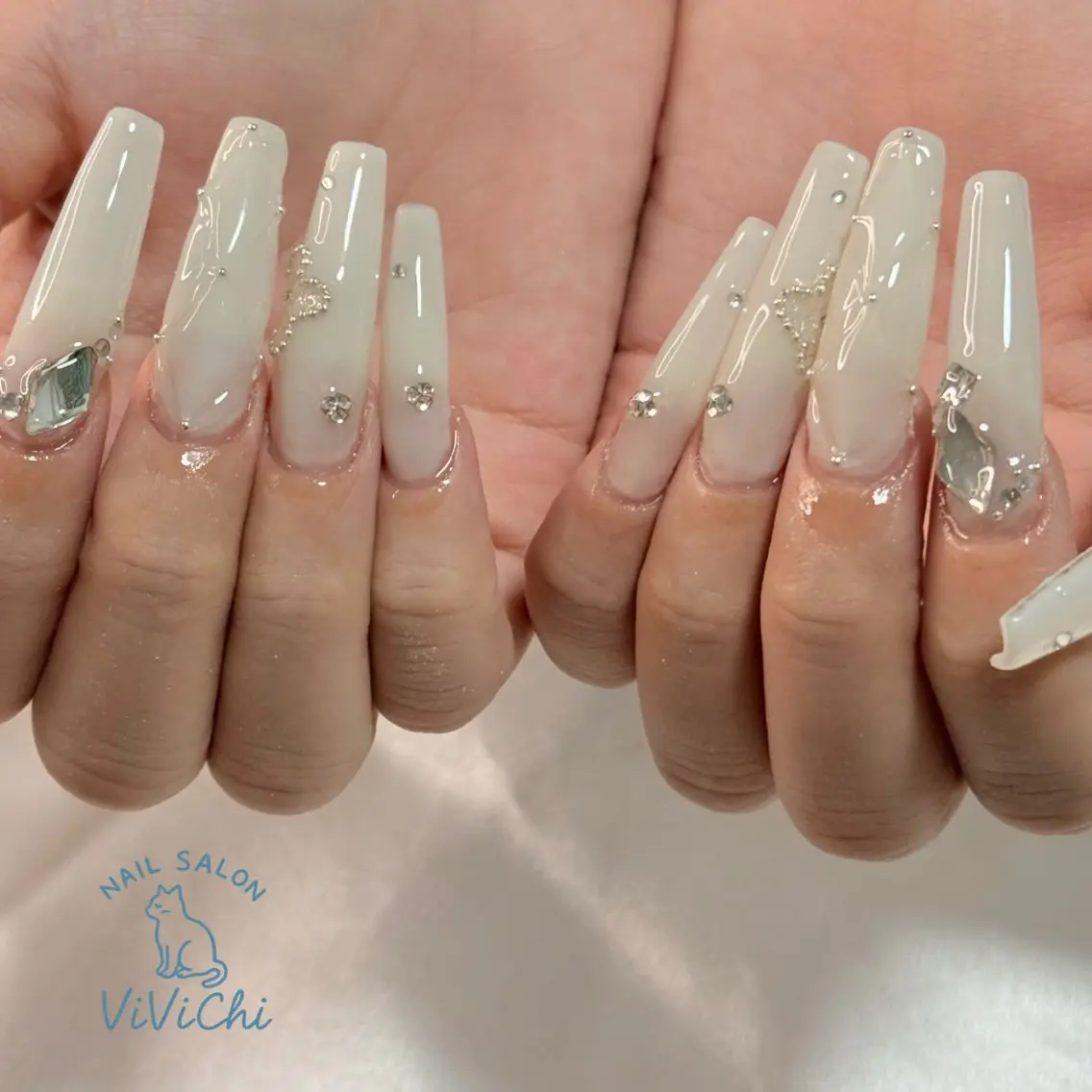 ネイル ハンドネイル ViViChi 梨帆のネイルデザイン
