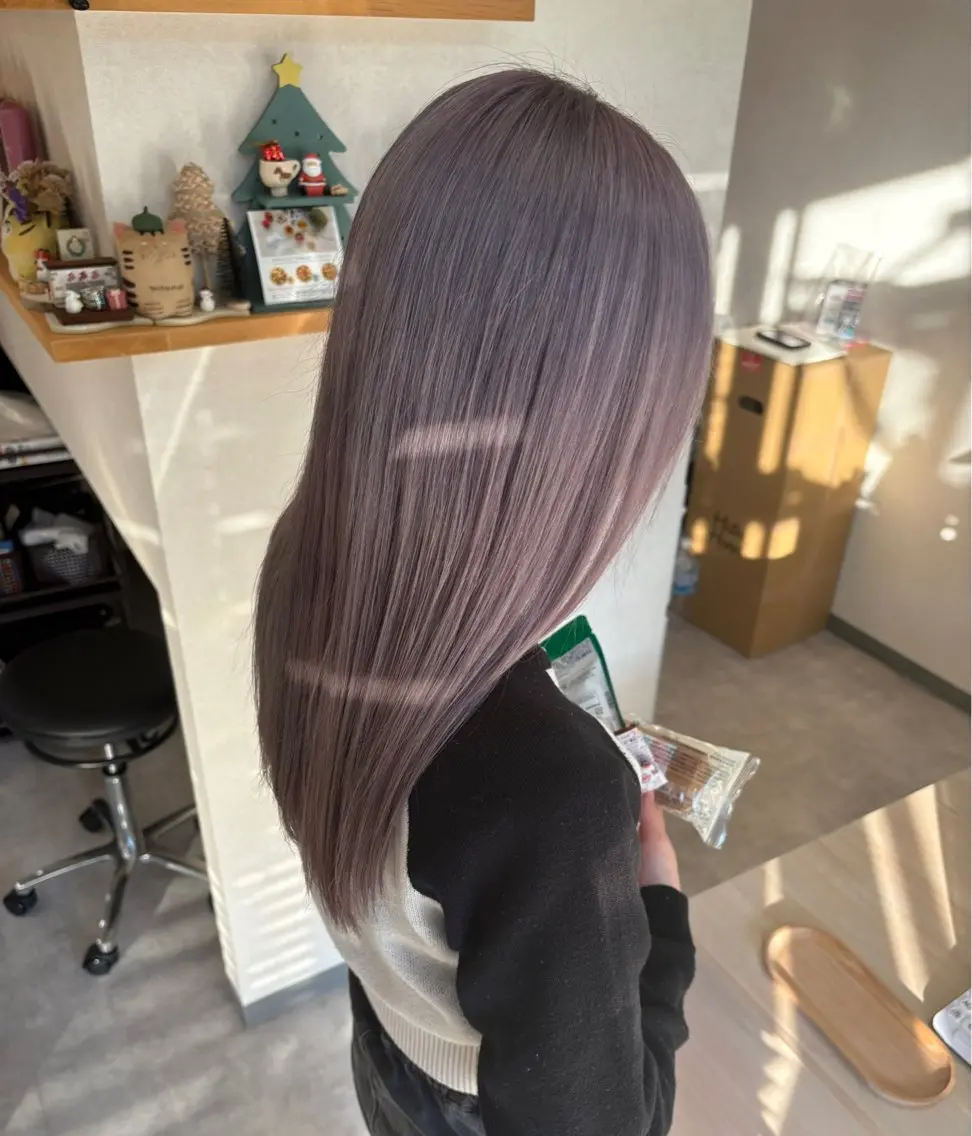 【1月限定🎀】ブリーチリタッチ+フルカラー+保湿TR🥣(ロング料金別)の写真