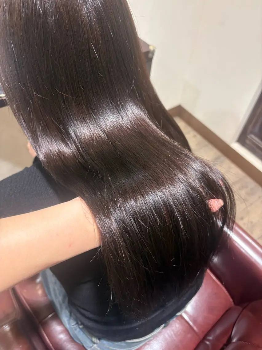 ロング 宇井 沙世子のヘアスタイル