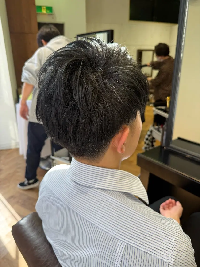 ショート メンズ ビジネス ショートヘア 溝口 槙里也のヘアスタイル