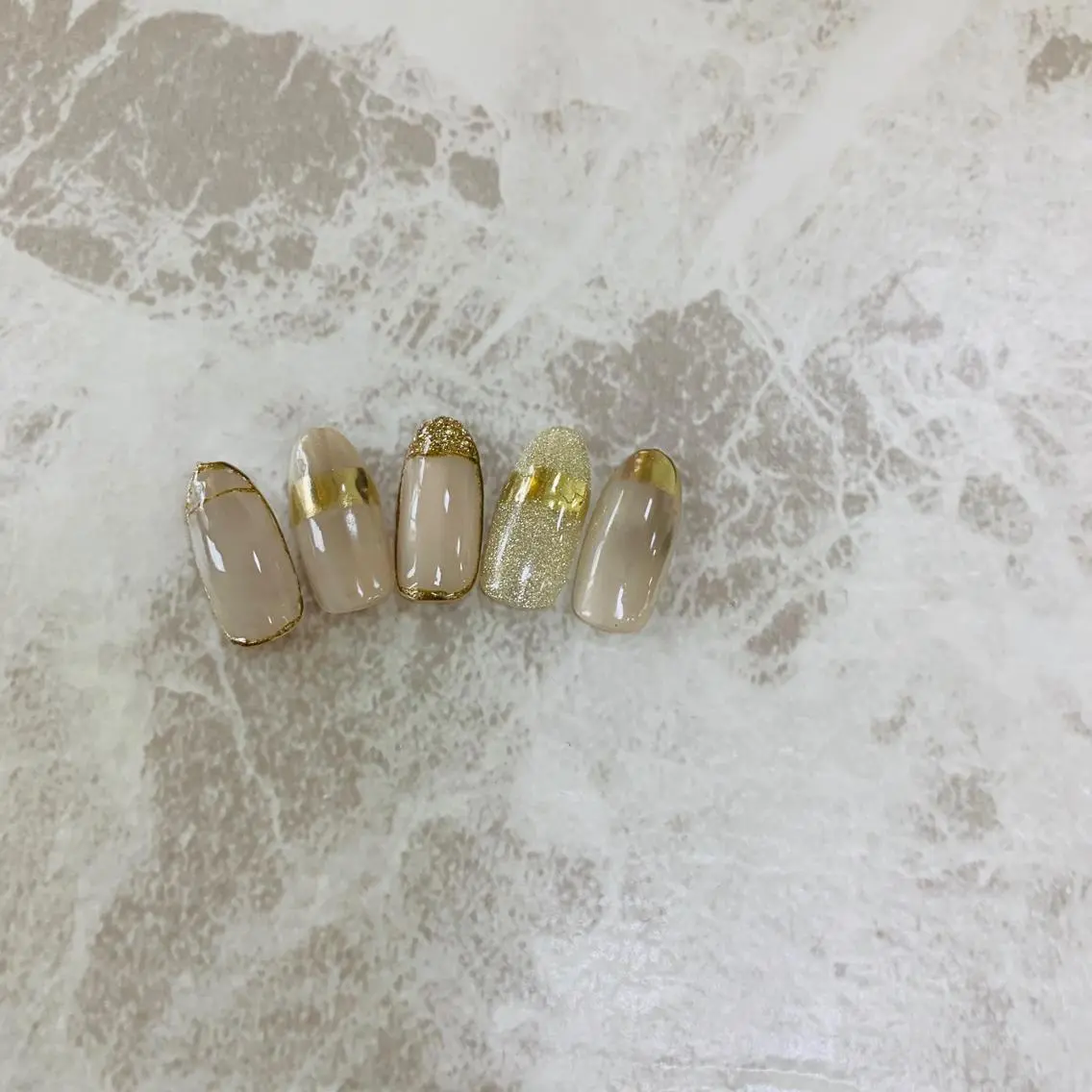 ネイル ミラーネイル ニュアンスネイル Feliz yuukaのネイルデザイン