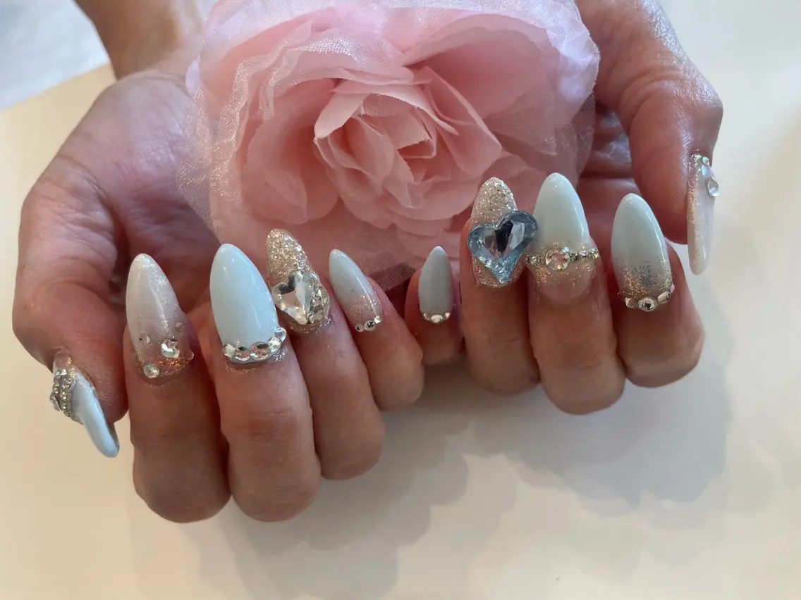 ネイル ♡ビジュール♡ NAIL &まつ毛のマツエク・マツパデザイン
