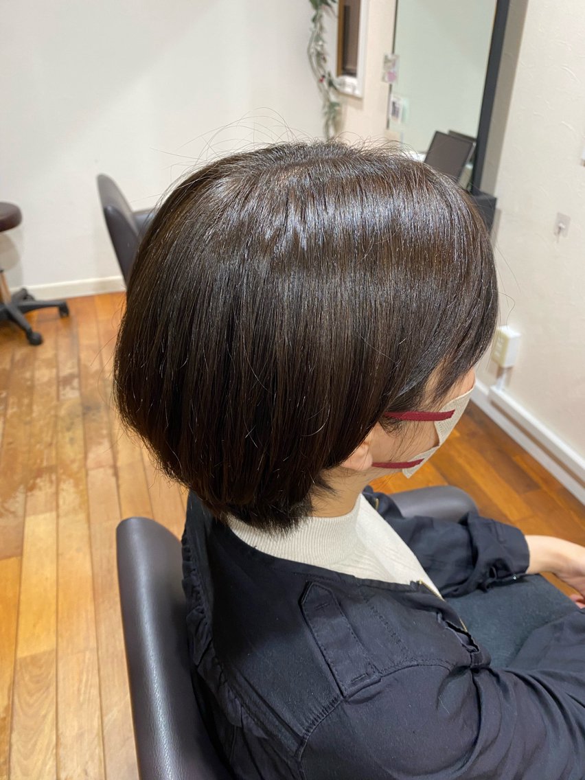ショート カラー ブラウンカラー 透明感カラー ヘアカラー 髙﨑 優翔のヘアスタイル