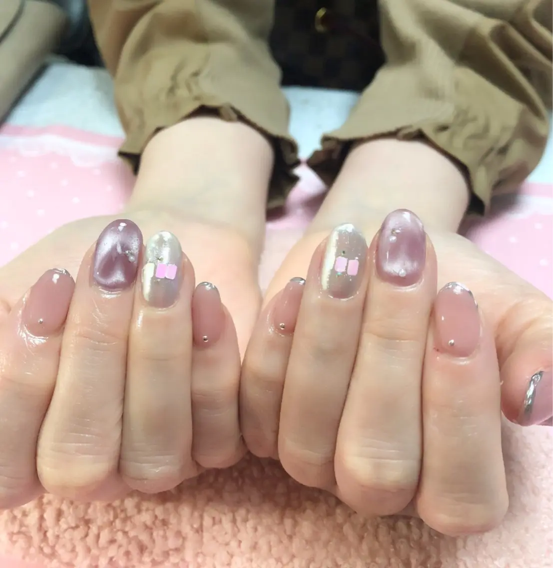 ネイル ハート ＧＬAD グラットのネイルデザイン