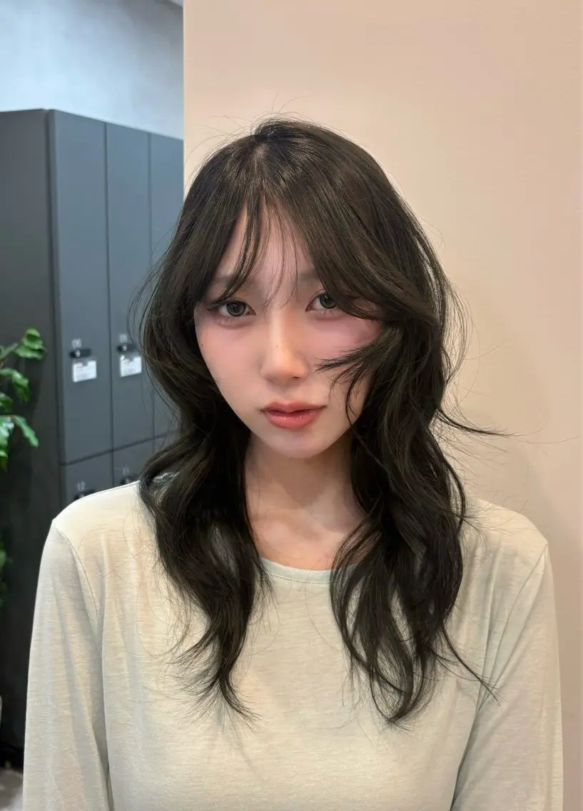 ロング カラー core梅田 桜子のヘアスタイル