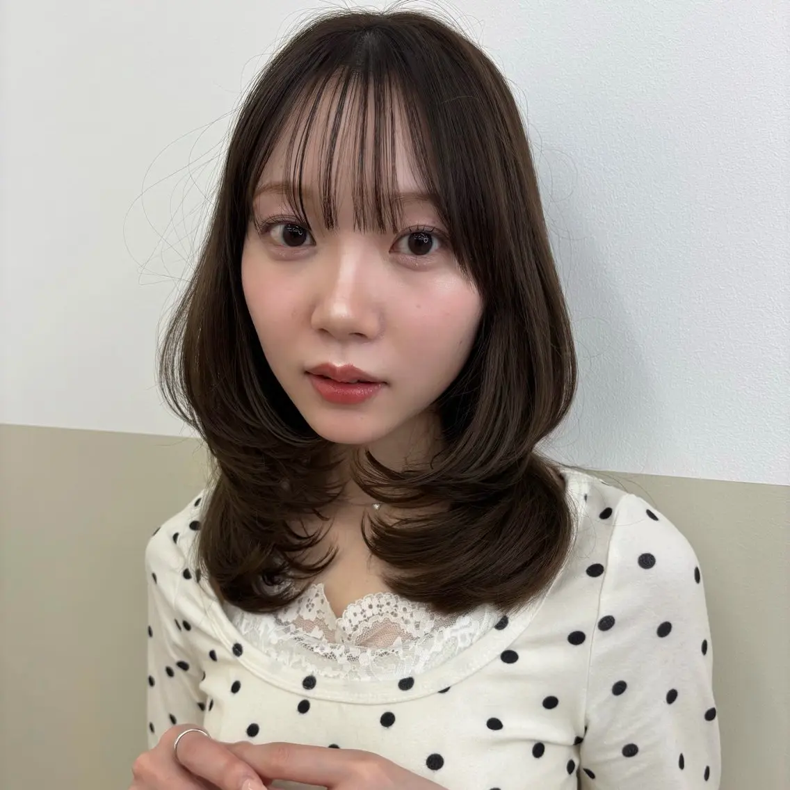 ミディアム 髙落 香帆のヘアスタイル