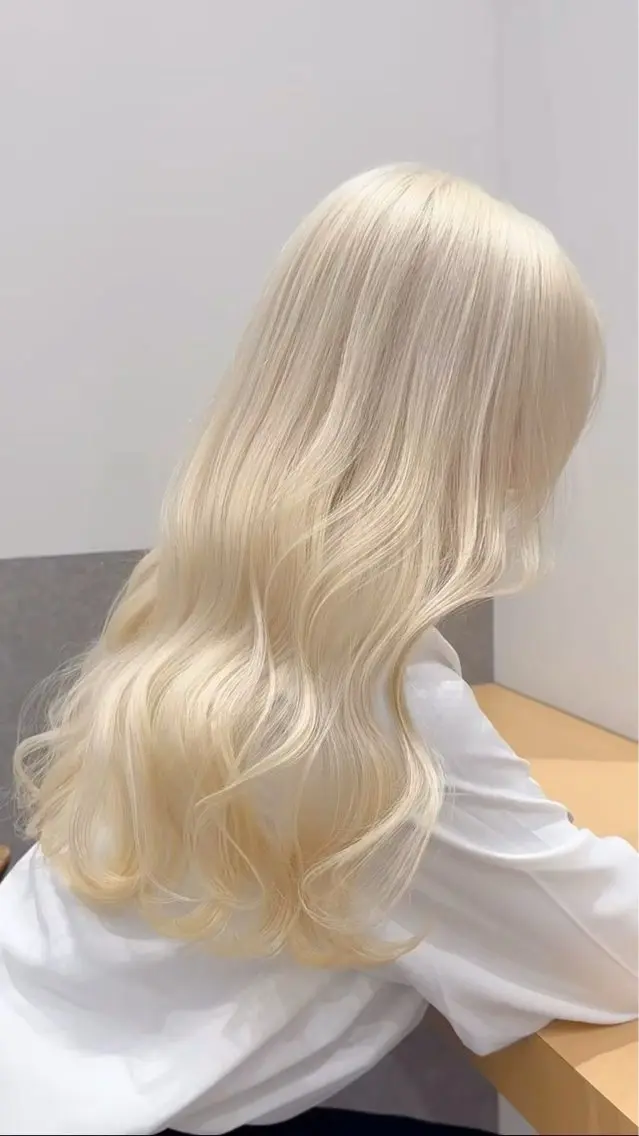 ミディアム カラー ヘアカラー 【🥀履歴修正🥀】 ハイトーン職人/拓真のヘアスタイル