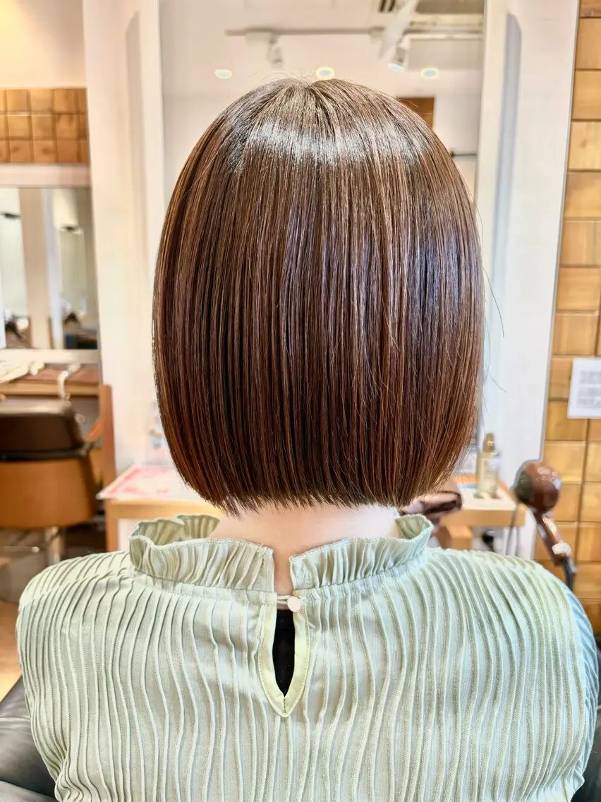 ショート パーマ ボブ ショートヘア 縮毛矯正 カット ヘアカラー トリートメント 秋山知穂🧸縮毛矯正 ショート新越谷南越谷のヘアスタイル