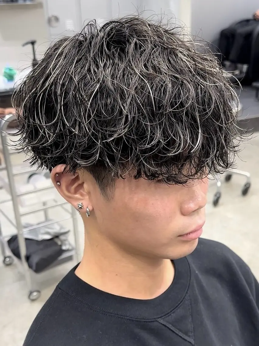 パーマ メンズ カット パーマ トリートメント fifth 髙橋 結羽のヘアスタイル
