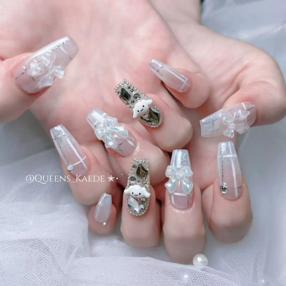 ネイル ハンドネイル Queens テイのネイルデザイン