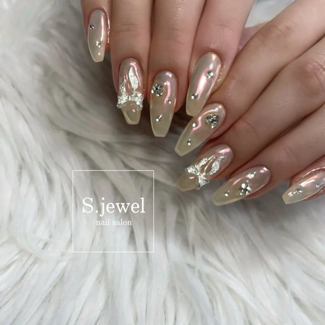 ネイル S. JEWELのネイルデザイン