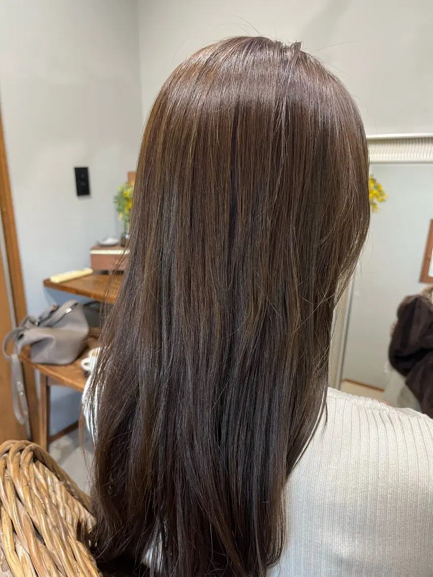 ロング カラー ベージュカラー トリートメント フクウラ ミホのヘアスタイル