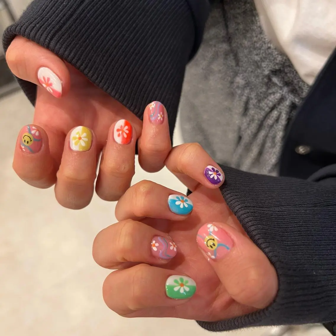 ネイル emunail あやかのネイルデザイン