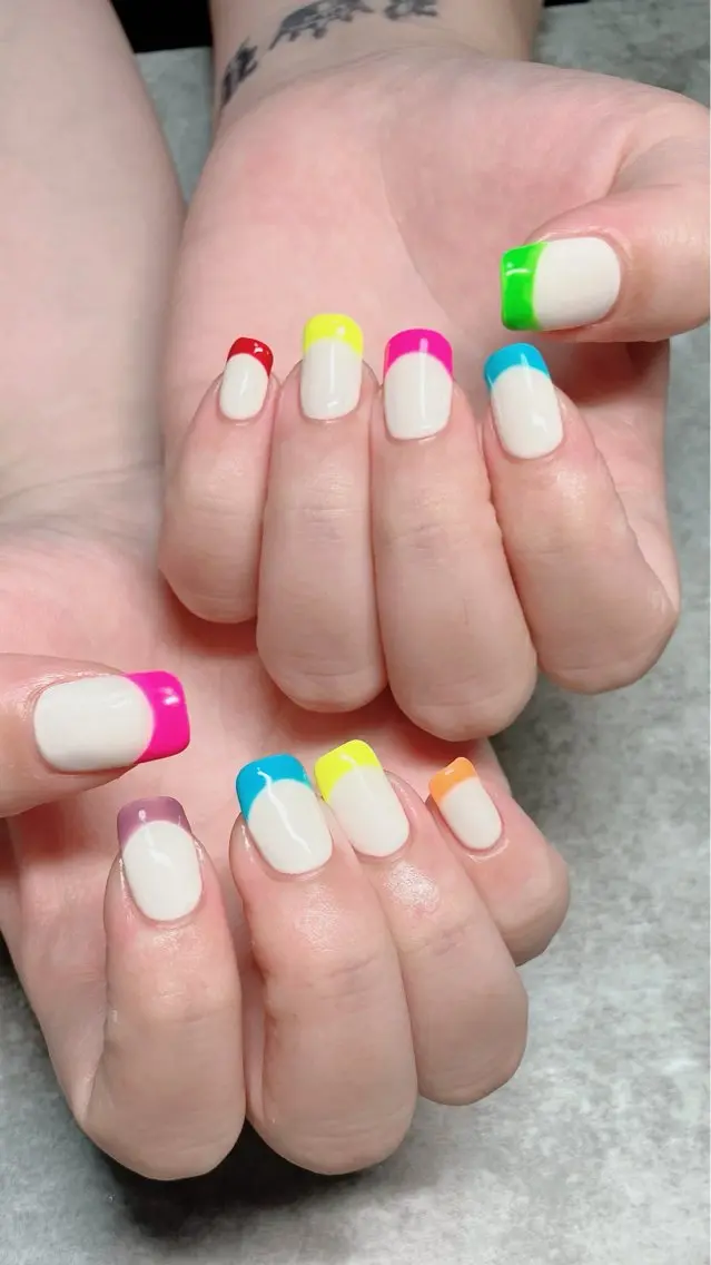 ネイル ハンドネイル ハンドケア shino🌟 痛ネイルのネイルデザイン