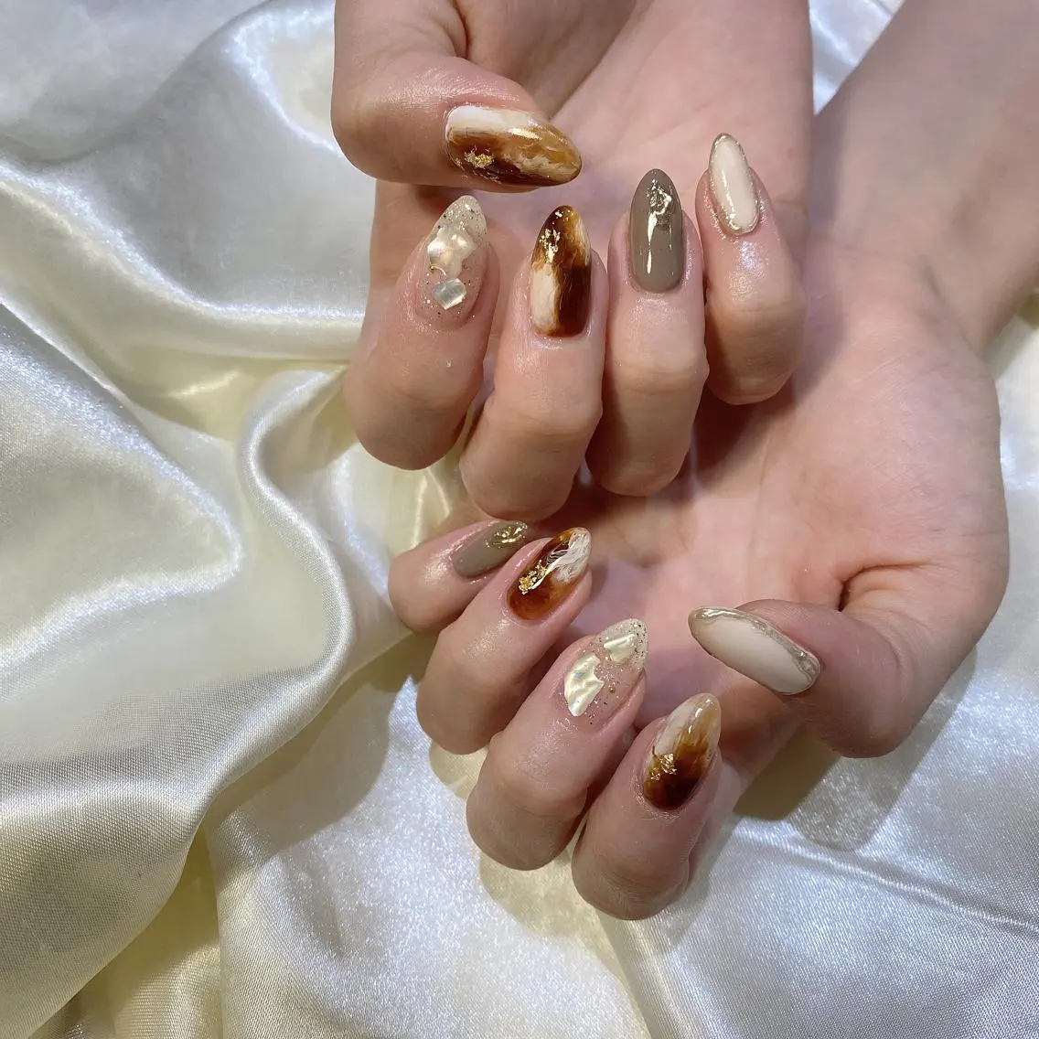 ネイル ハンドネイル 西岡 杏のネイルデザイン