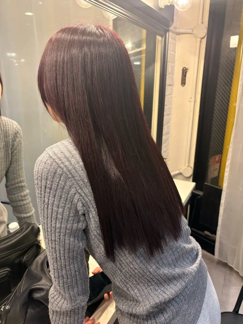 ロング カラー ブリーチ ブリーチなしカラー レッドカラー トリートメント ヘアカラー トリートメント 💛しおん💛 モデル募集のヘアスタイル