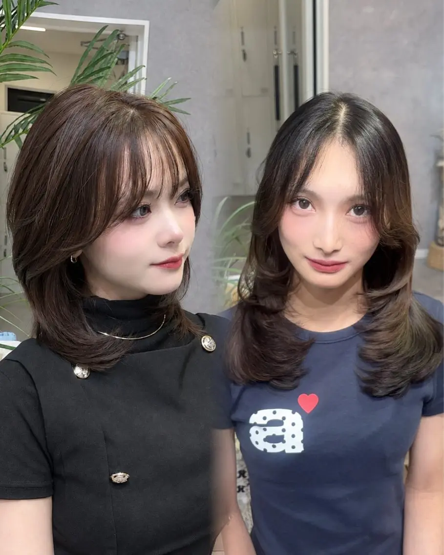 ミディアム 🎀韓国レイヤー/シ ョート×透明感カラーのヘアスタイル