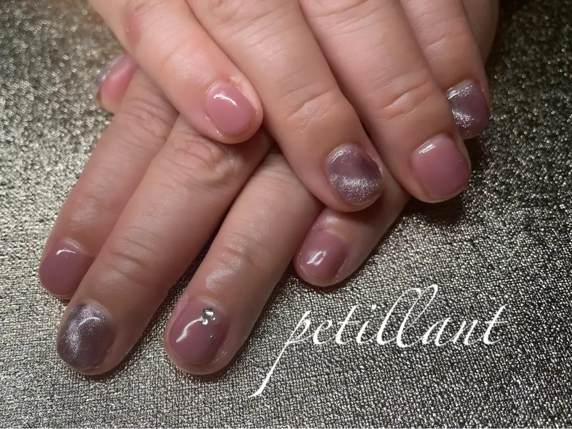 ネイル マグネットネイル nail salon petillantのネイルデザイン