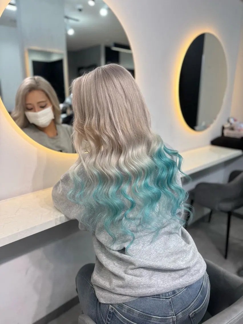 ロング カラー ヘアカラー エクステ ギャルの女神/ Shionのヘアスタイル