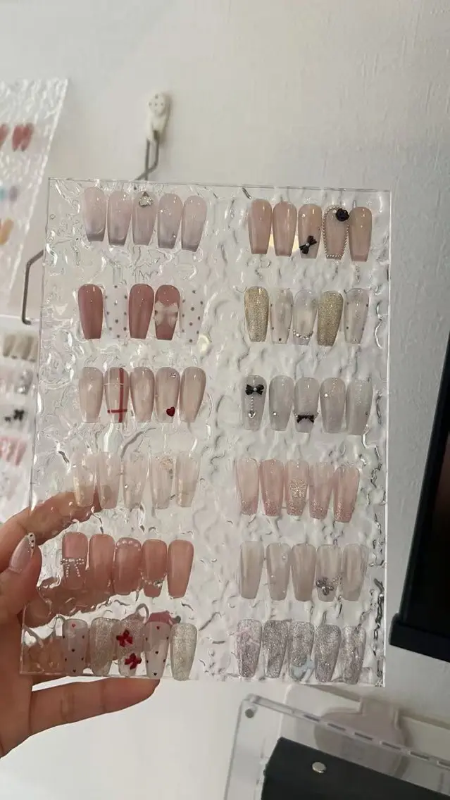 ネイル CHERIRNAIL ミキのネイルデザイン