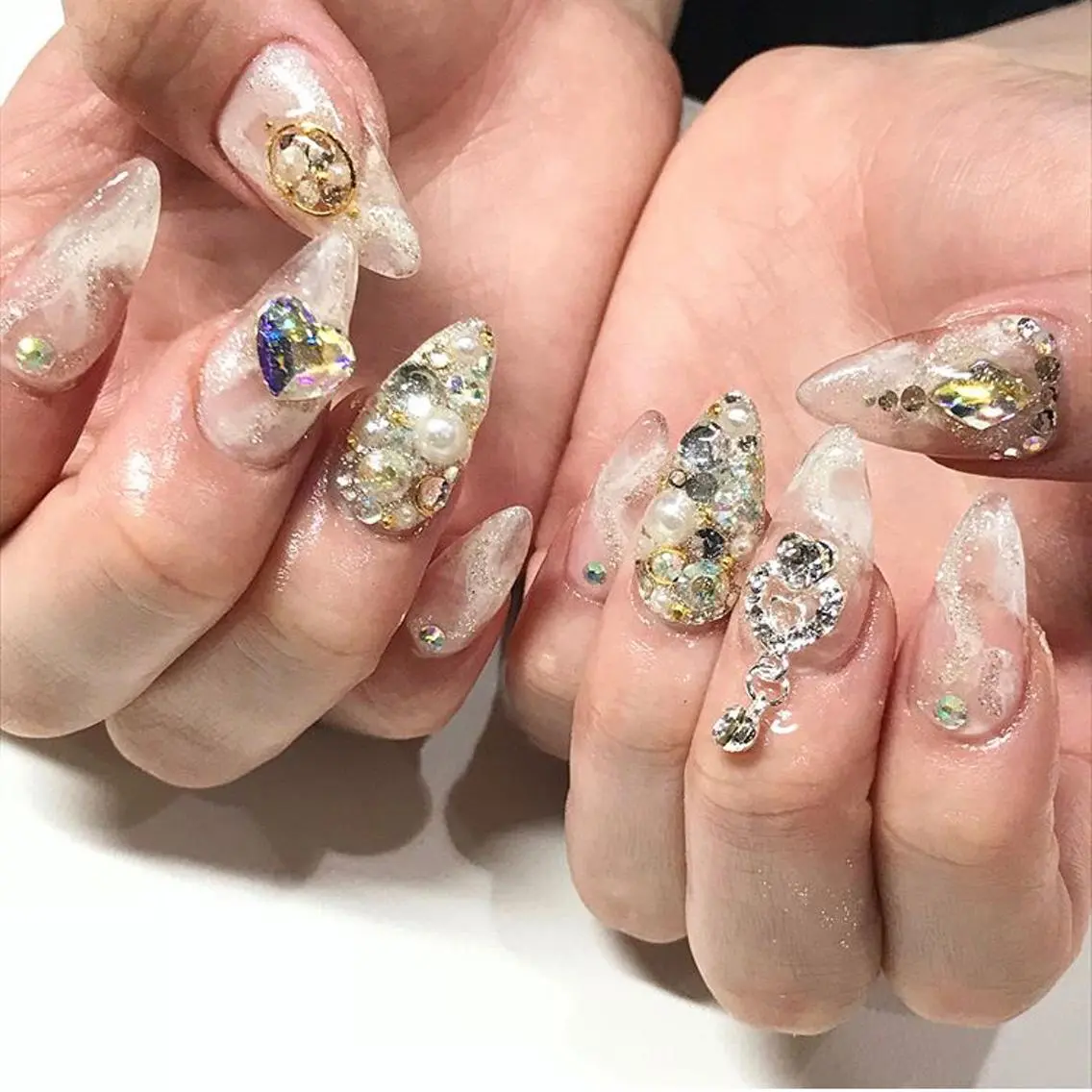 ネイル 渋谷／チップ長さ出し 👑アプレgel-xのネイルデザイン