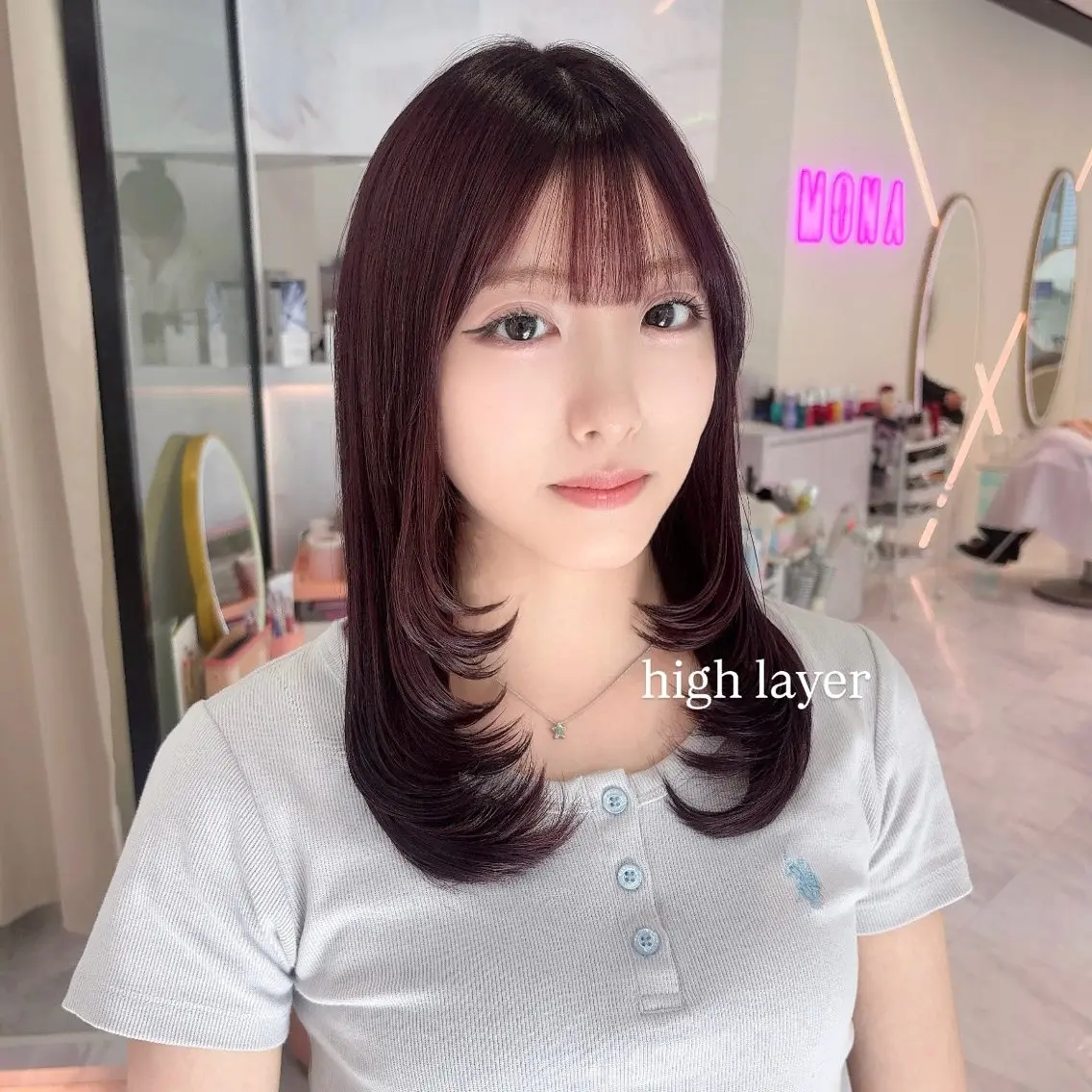 セミロング くびれヘア レイヤーカット 𝑚𝑖𝑤𝑎 / 顔周り/透明感カラーのヘアスタイル