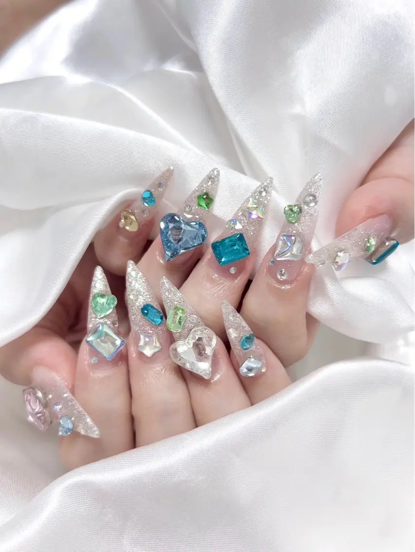 ネイル Miss Shirley新宿のネイルデザイン