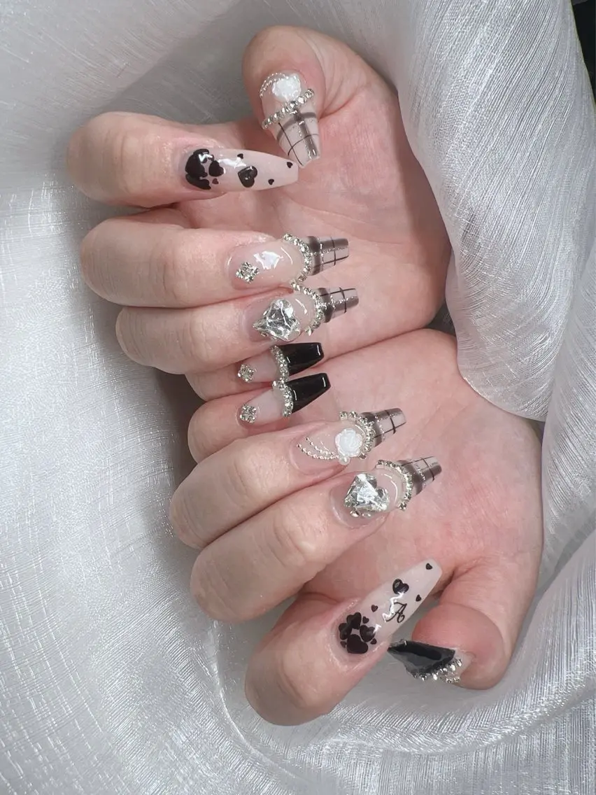 ネイル 長さ出し グラデーション キラキラネイル マグネットネイル ニュアンスネイル Lee Nails チップ長さだし専門店のネイルデザイン