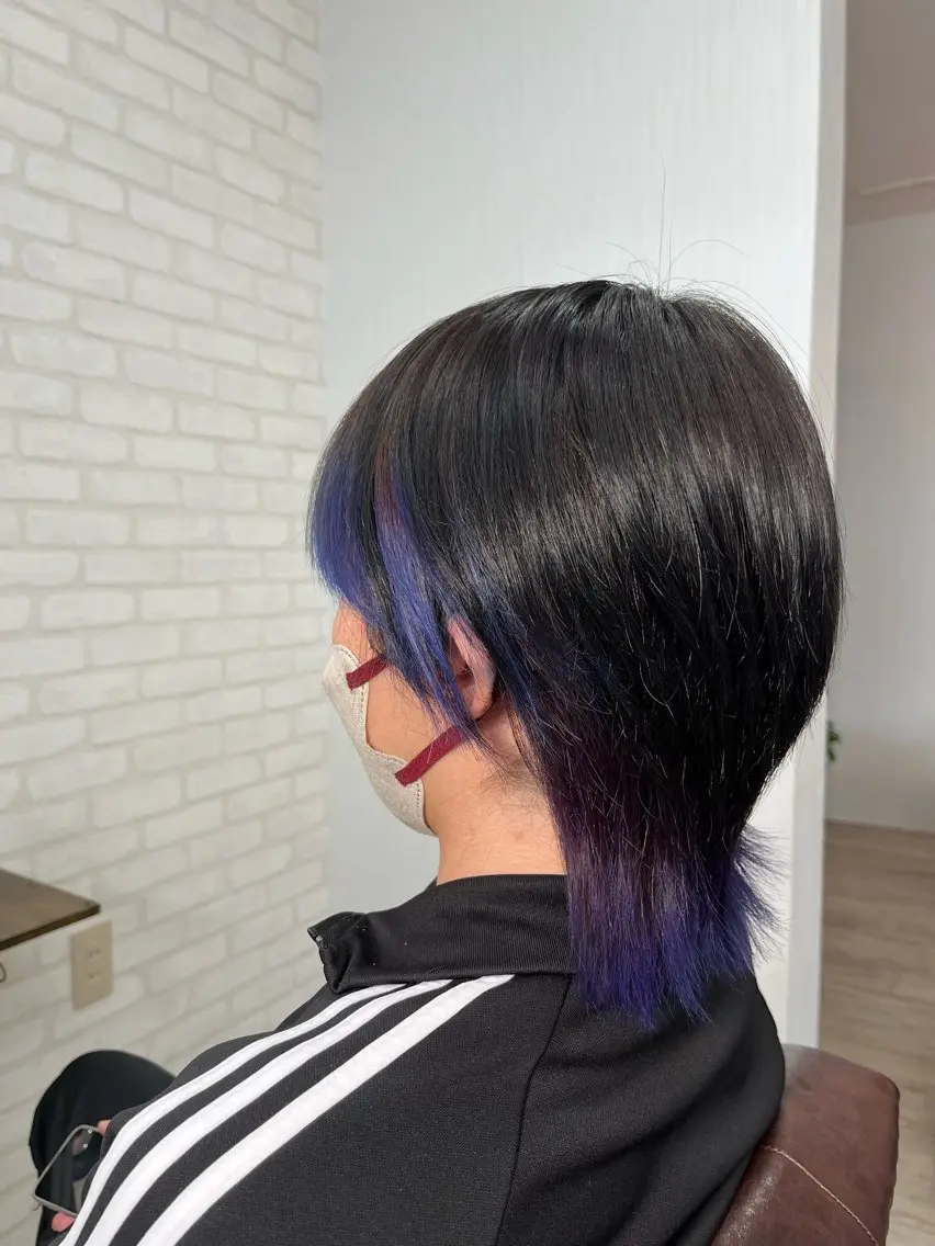 カラー メンズ メンズインナーカラー インナーカラー カット ヘアカラー 藤田 陽斗のヘアスタイル