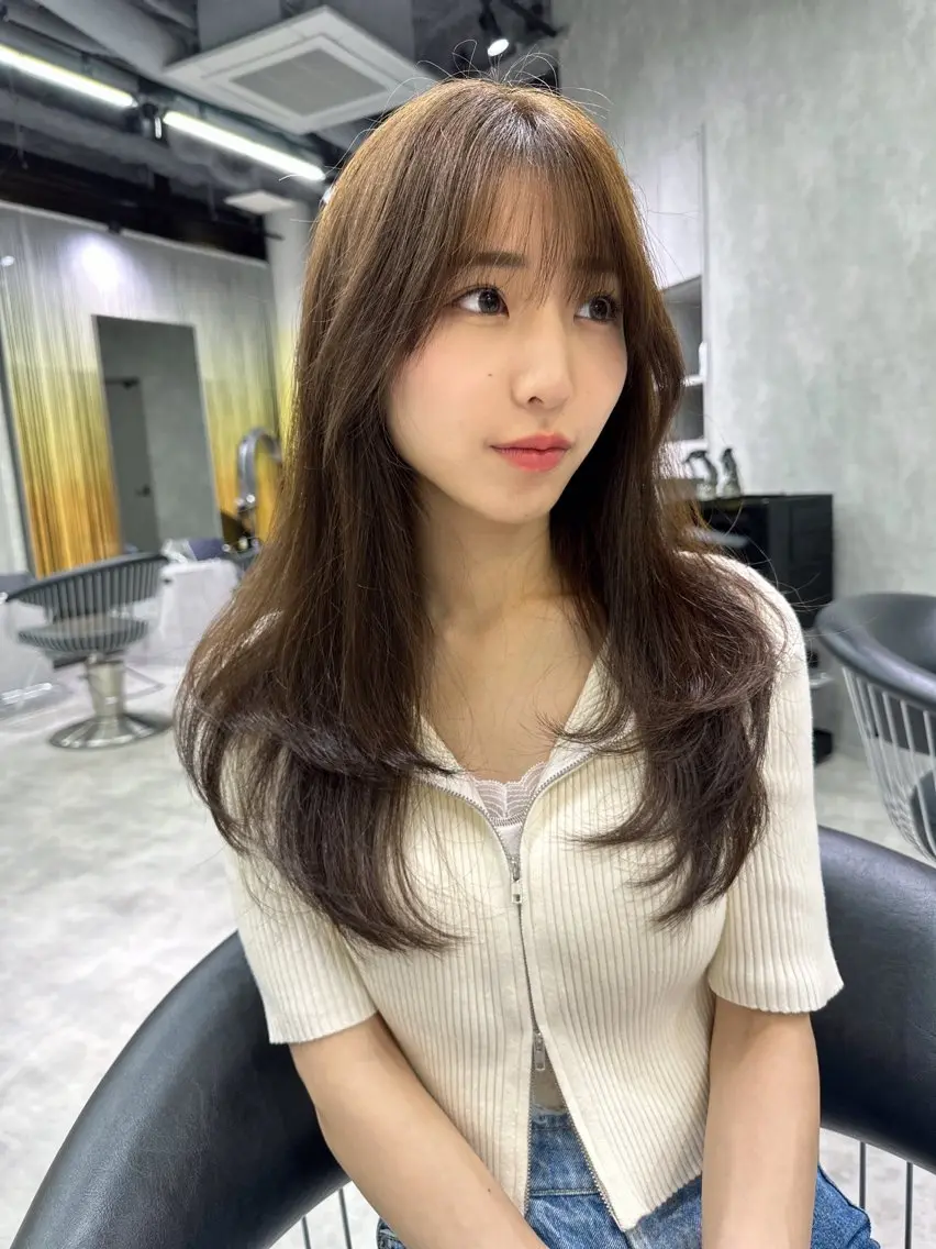 ロング カラー アッシュ ベージュカラー ハイレイヤー レイヤーカット DAIKIベージュ 🍂レイヤーカットのヘアスタイル