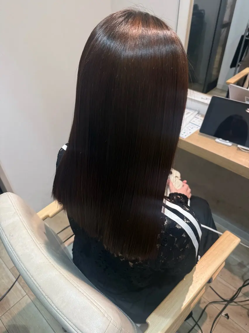 セミロング 縮毛矯正 S.O.L おうたのヘアスタイル