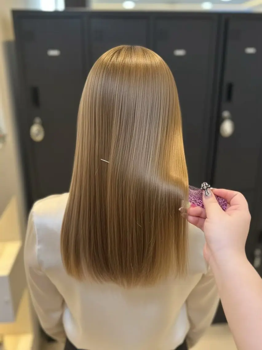 セミロング カラー 🫧モデル募集 純菜🫧のヘアスタイル