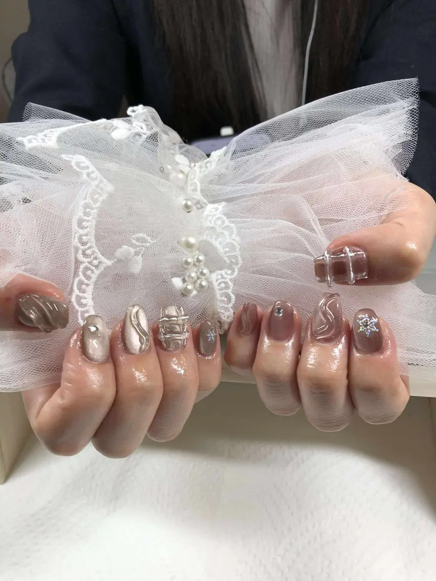 ミディアム カラー YING Nail🐶のネイルデザイン