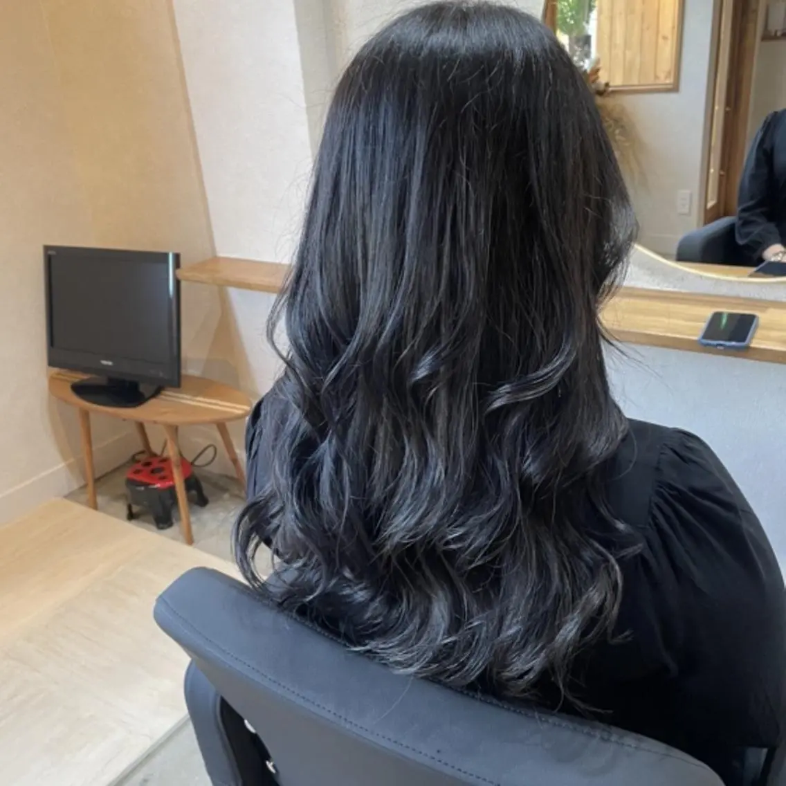 ロング カラー annoii _pomのヘアスタイル