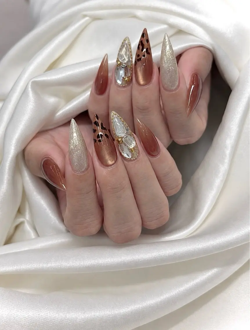 ネイル ハンドネイル Nhit Nailsのネイルデザイン