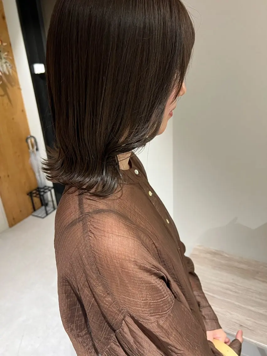 ミディアム 🧡YUU💚艶抜群 カラー✨/905号室のヘアスタイル