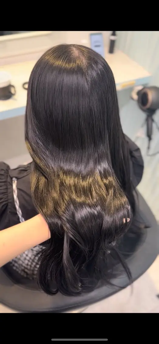 ロング カラー ヘアカラー トリートメント ♥️暖色カラ ー♥️由夏のヘアスタイル