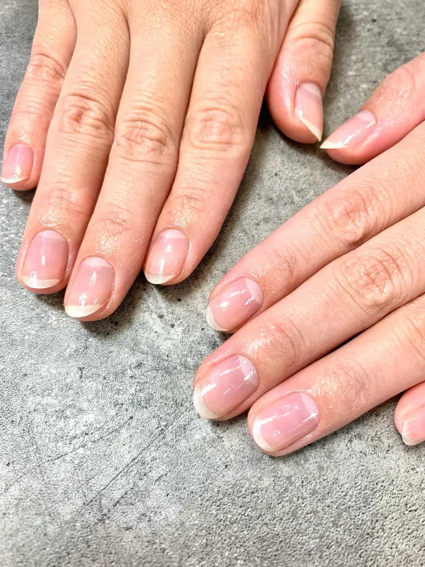 🌈甘皮ケア+長さファイリング+保護コーティング仕上げ💅の写真