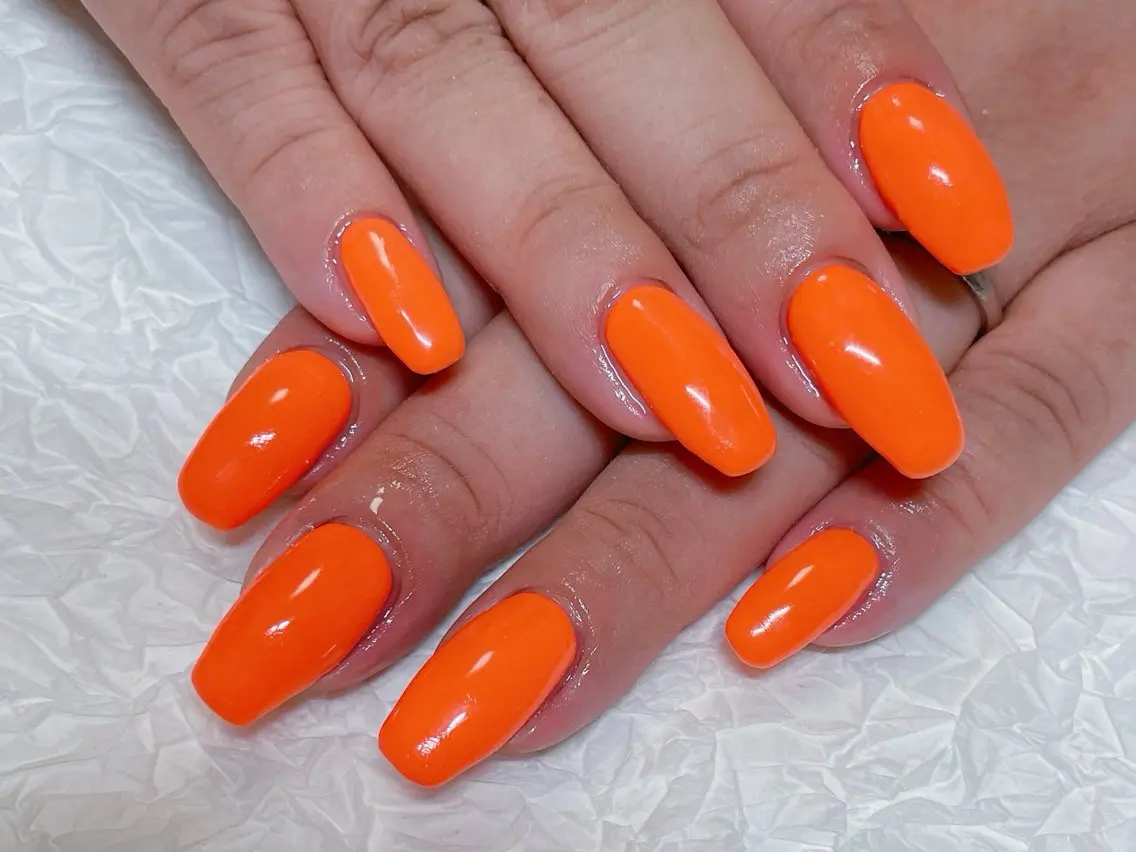 ネイル オレンジ スクエアネイル ハンドネイル ハンドケア ゆ か_Nails💫のネイルデザイン
