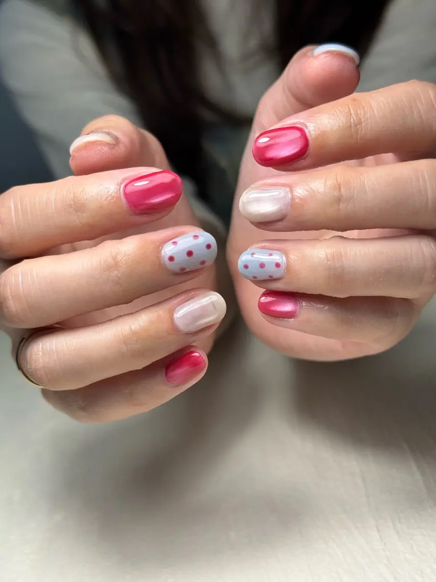 ネイル ハンドネイル Tiny Glowのネイルデザイン