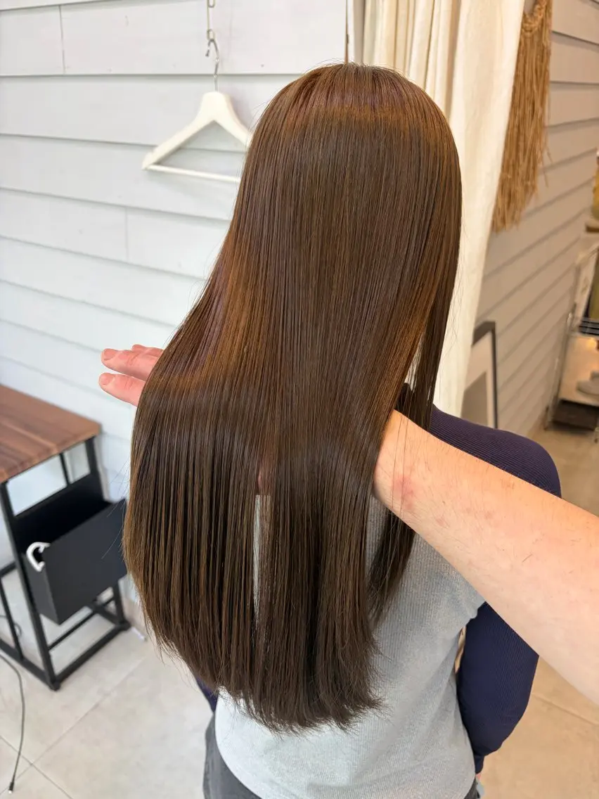 ミディアム カラー ベージュカラー ミルクティーベージュ ヘアカラー トリートメント ダブルカラー メンズパーマ大成のヘアスタイル