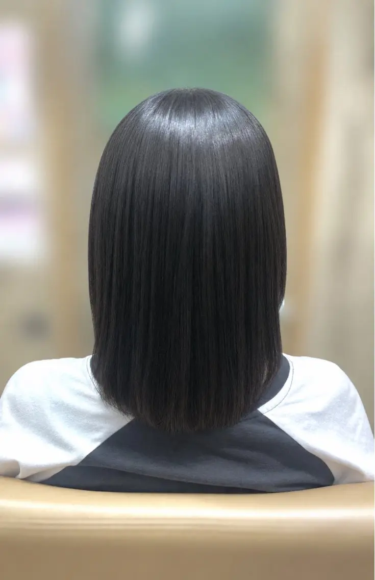 ミディアム ケアカラー ヘアカラー 縮毛矯正 髪質改善／ハイトーン カラー AYAKAのヘアスタイル